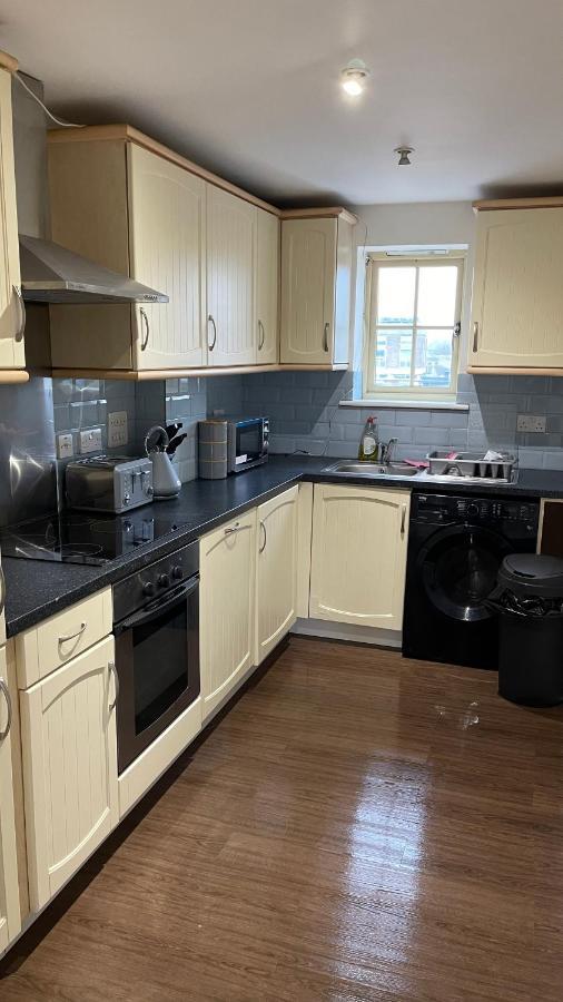 Two Bedroom Flat Town Centre Colchester Zewnętrze zdjęcie